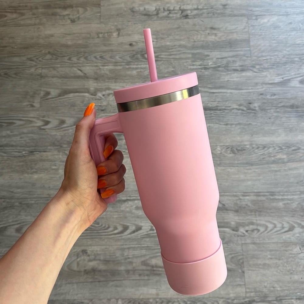 Baby pink hydrapeak
